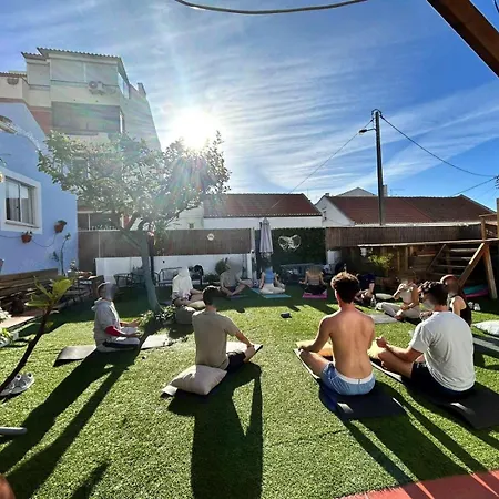 Maria Mix Dorm By Host-point Vandrerhjem Costa de Caparica