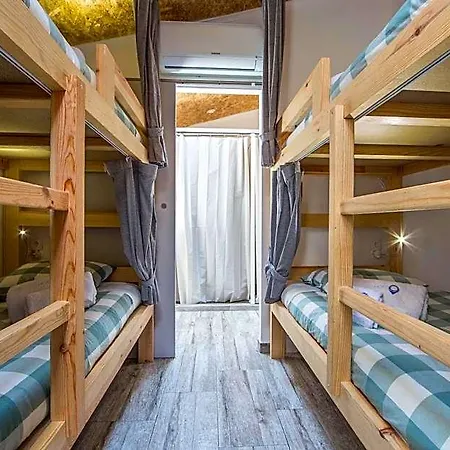 Maria Mix Dorm By Host-point * Costa de Caparica